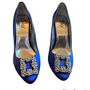 Shoes sizes 8 to 8 1/2 Blue. Beige, Brown, Orange, Yellow, She Green, Orange,